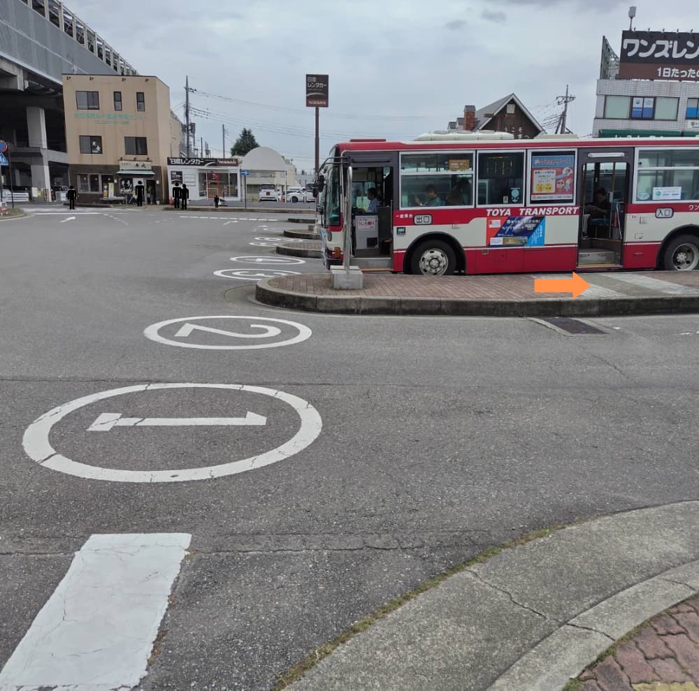 那須塩原駅のバスターミナル②の写真