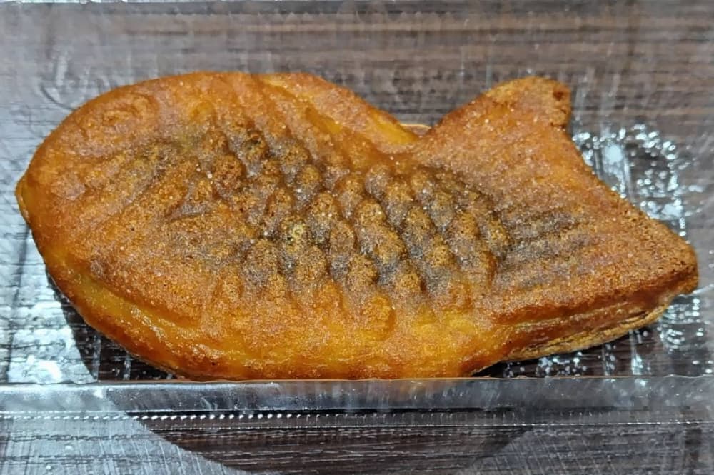 『塩原カフェ』で販売している「カリカリたい焼き（塩味）」の写真