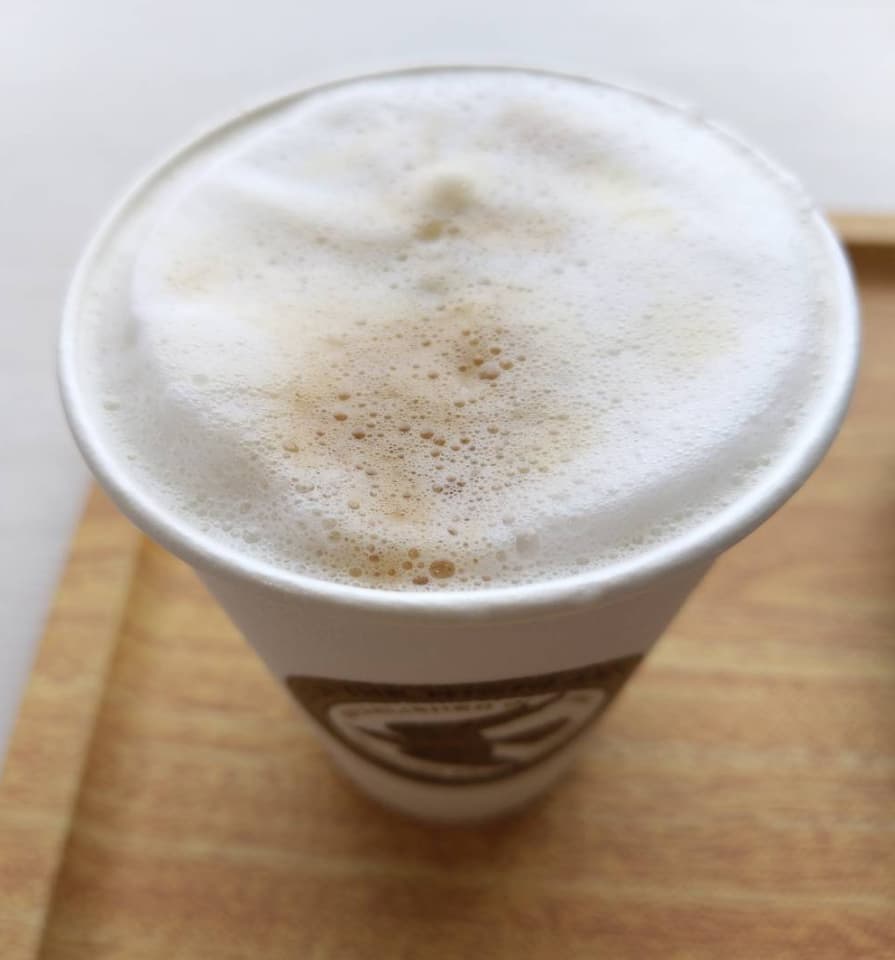 チーズガーデンで飲んだ「チーズカフェラテ」の写真