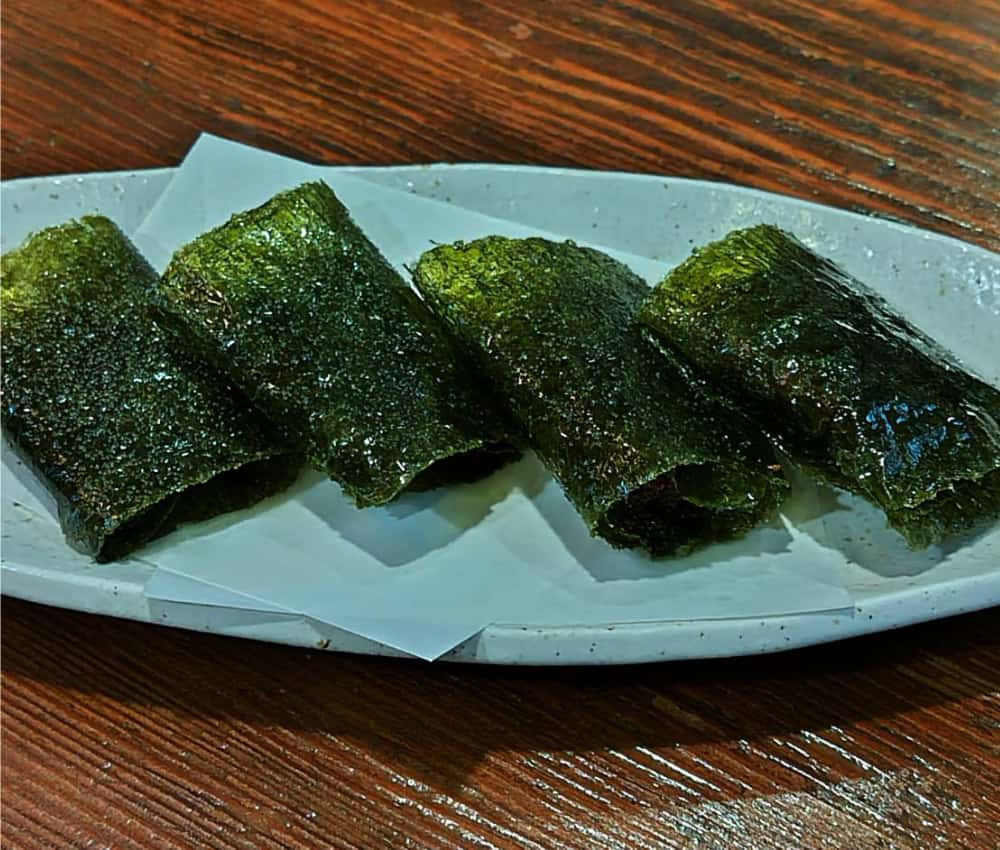 黒磯駅近くの居酒屋「みこし」の「納豆磯辺揚げ」の写真