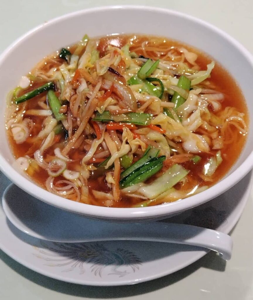 黒磯駅近くの中国料理「楼蘭」で注文した「野菜ラーメン」の写真