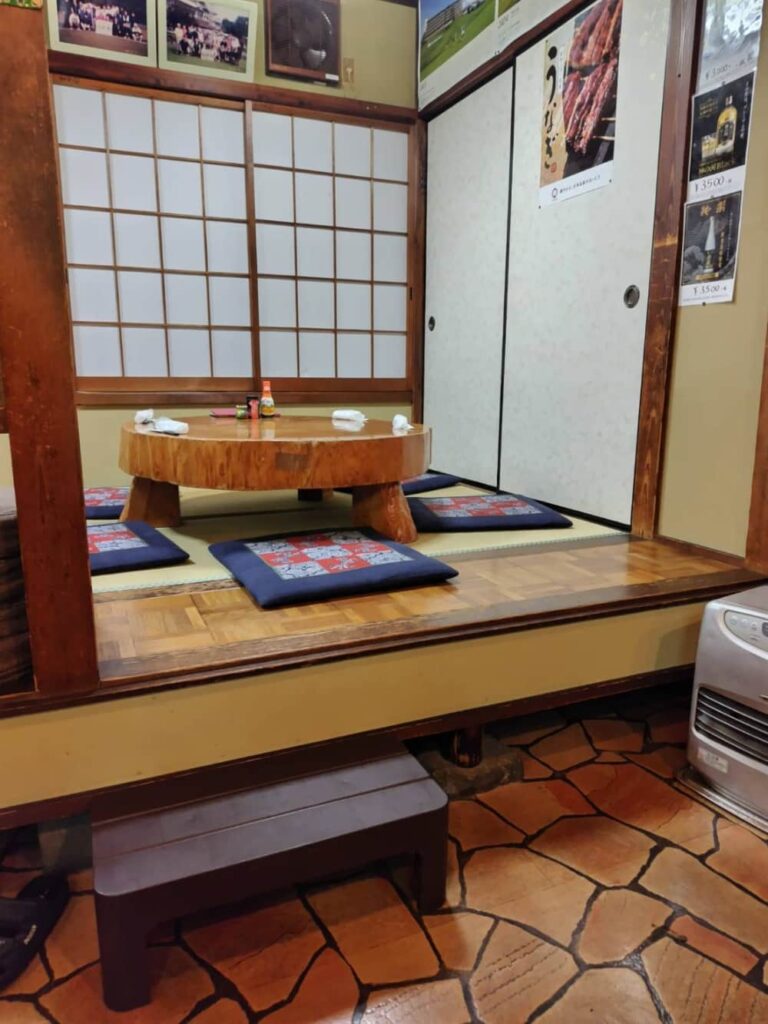 黒磯駅から徒歩9分のやきとり居酒屋「鳥政」のお座席の写真