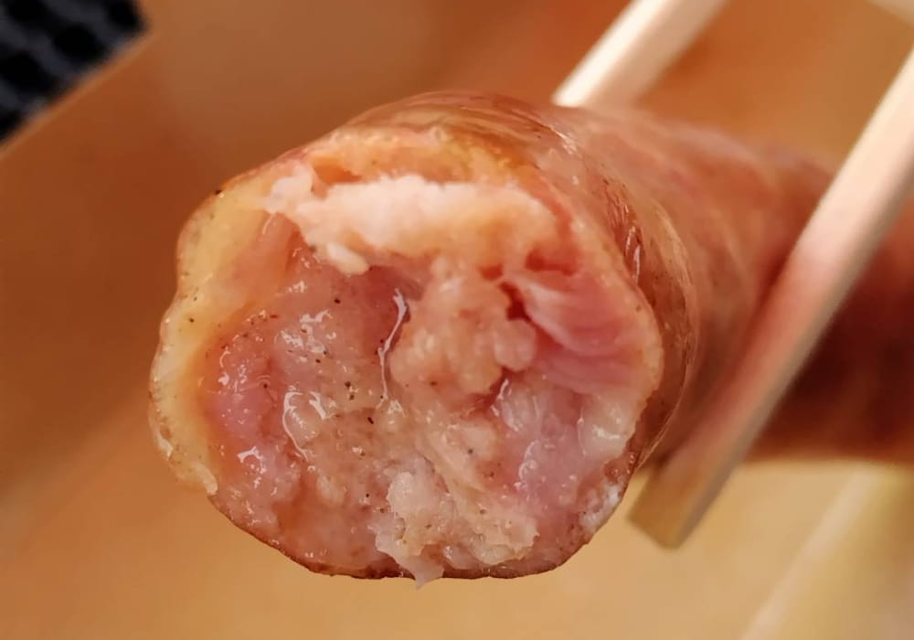 NASUdeSUNAで購入した「宇野ポーク100%　カール豚フランク」写真2