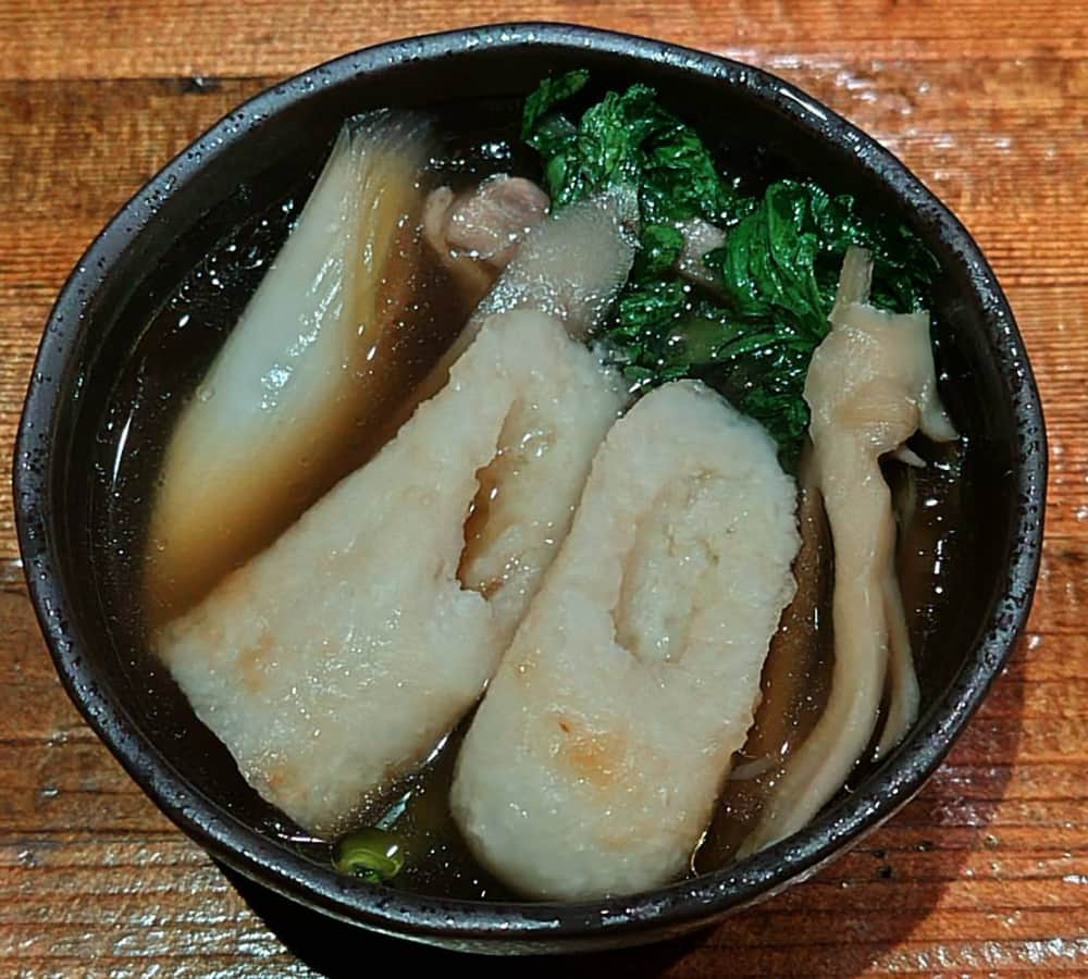 居酒屋【酒処たかはし】で注文した「きりたんぽ鍋」の写真