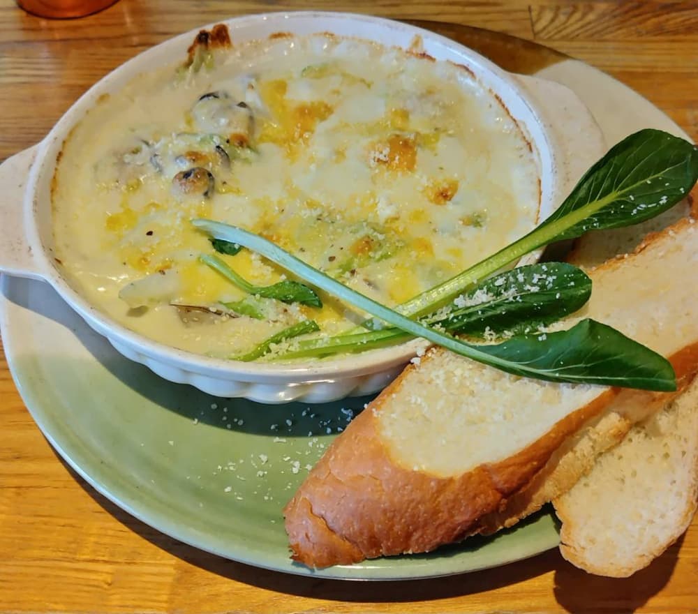 牡蠣と白菜のクリームグラタンの写真