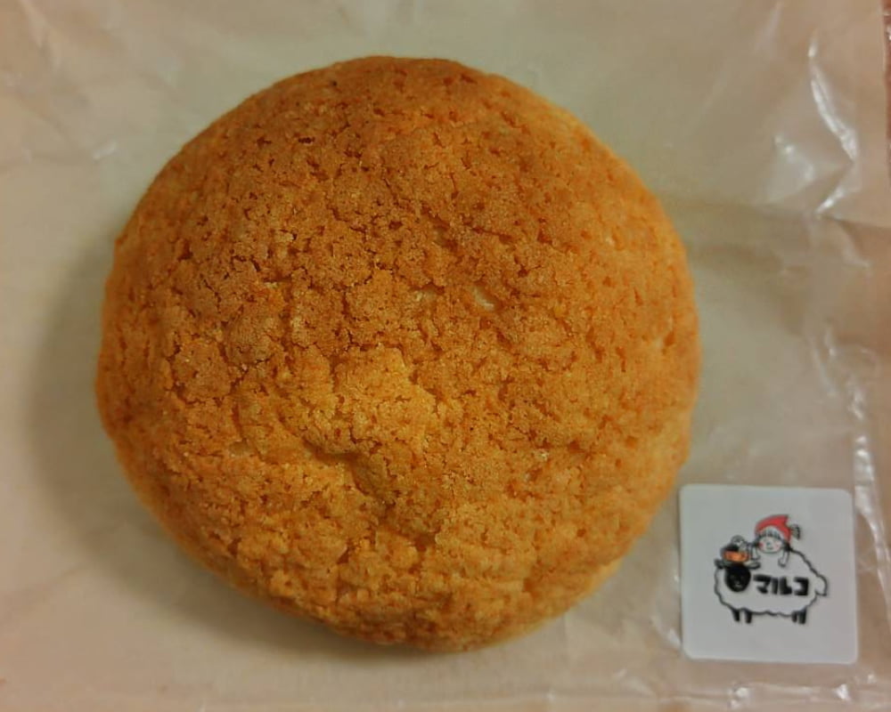 パン屋「malco」で購入した「幸せメロンパン」の写真