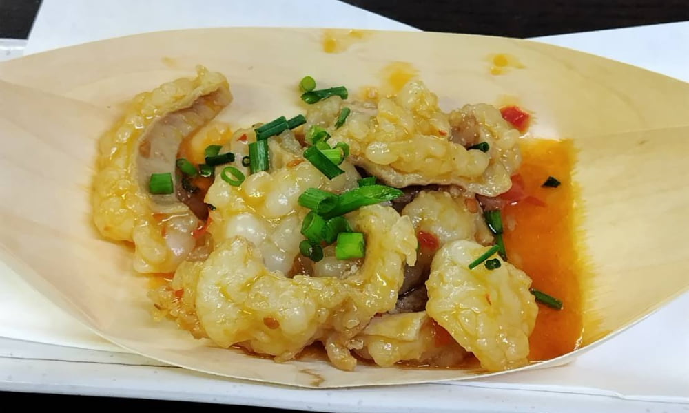 居酒屋「食べごろ」の「牛もつピリ辛焼き」の写真