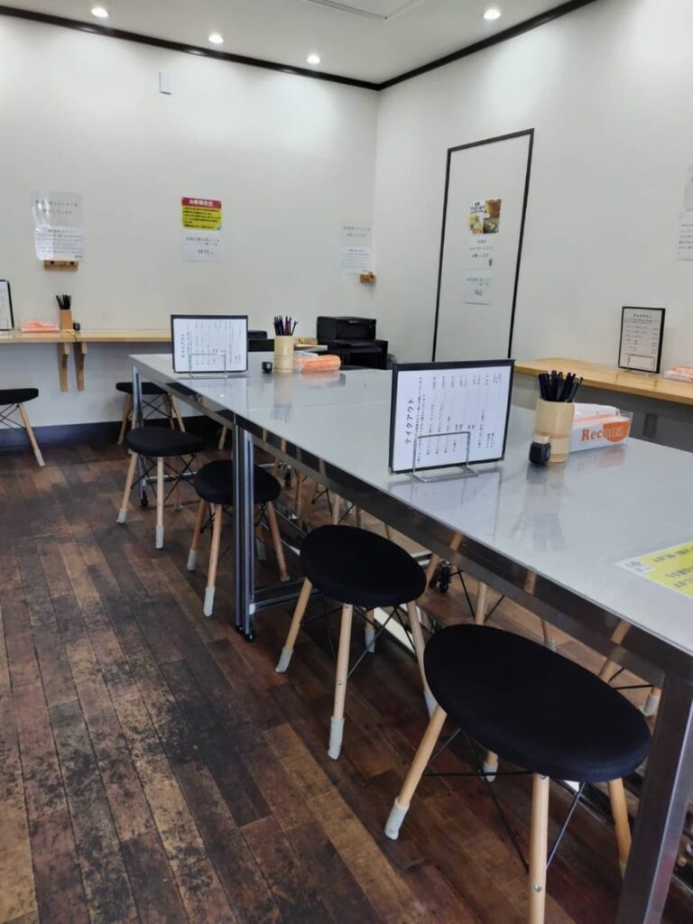 西那須野駅近くにある「竹清食堂」の店内の様子