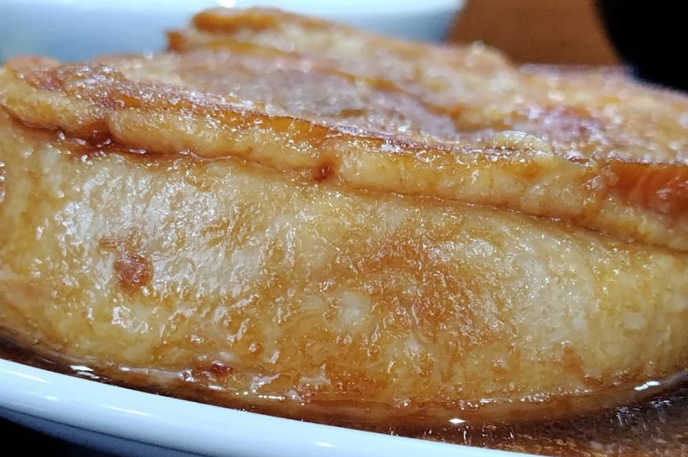 厚さが3～４cmはある厚切りチャーシュー