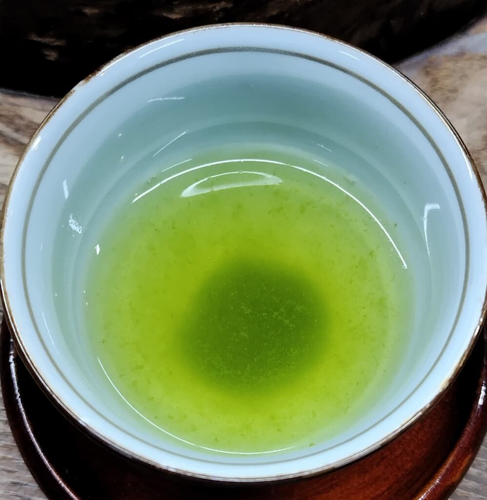 お茶屋でいただく緑茶