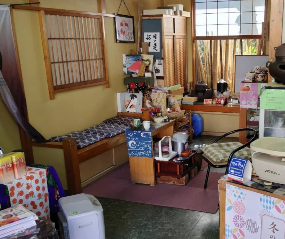 山三茶店の店内の様子