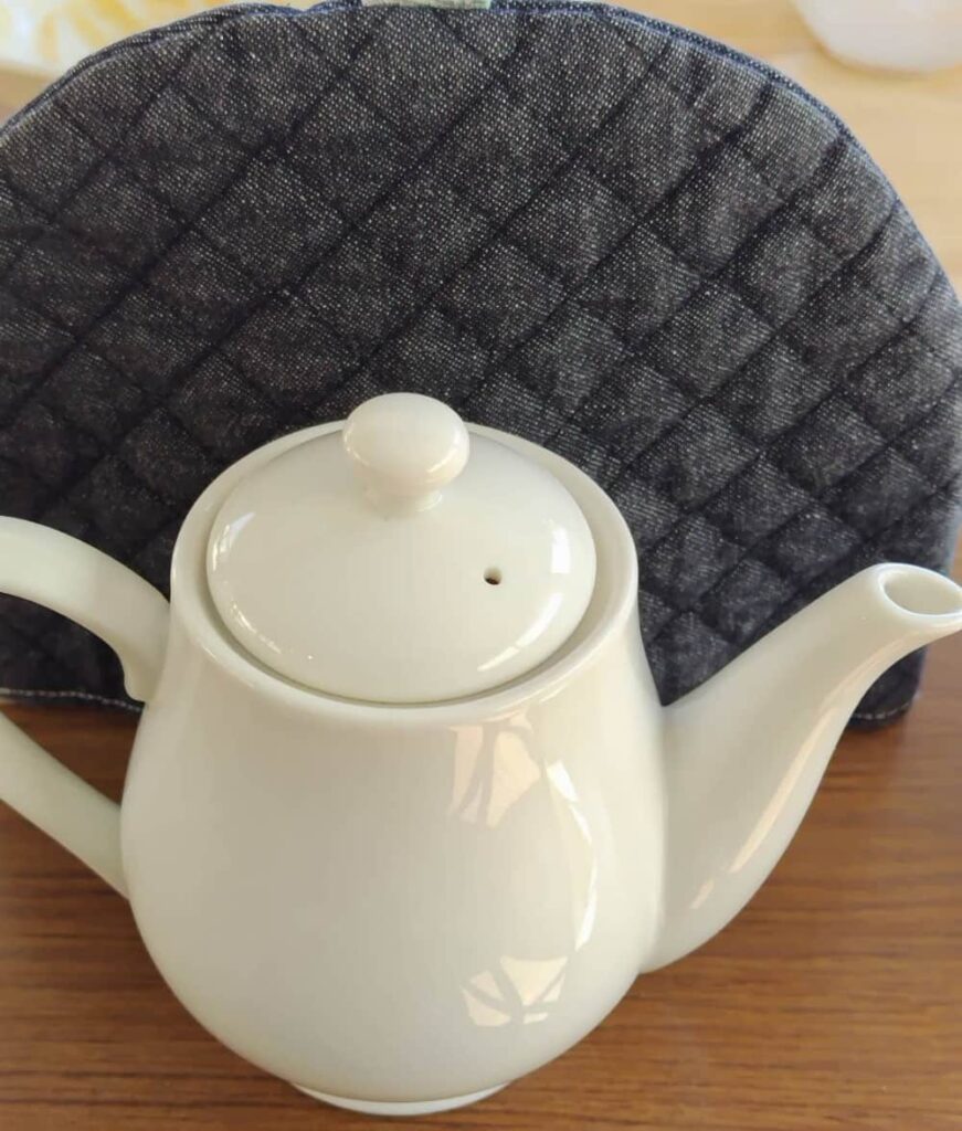 喫茶店ホリデーのセットドリンク「紅茶」の写真