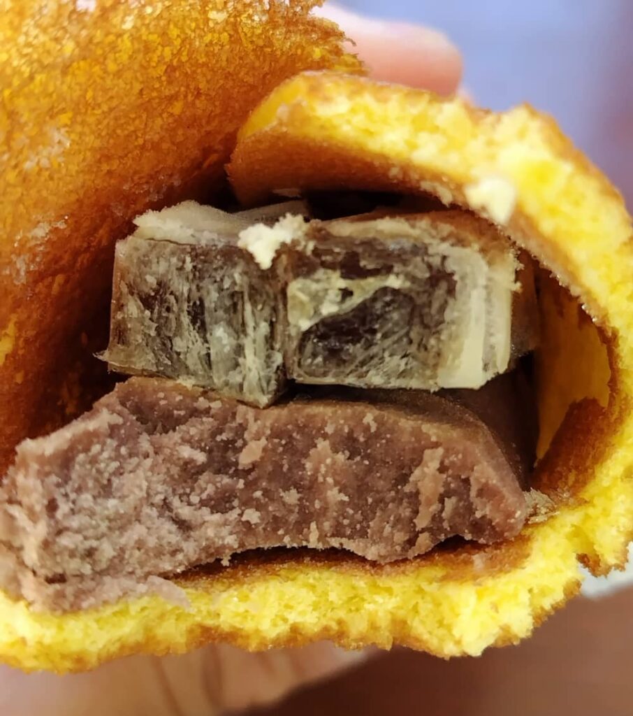 美由堂の「珈琲coolとて」。バニラアイスの下には凍った珈琲ゼリーとこしあんが入っている。