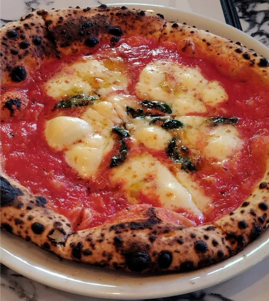 Pizzeria Picoで注文した「森のマルゲリータ」